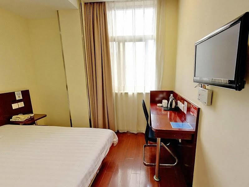Hanting Hotel Shanghai Hongkou Football Stadium Exteriör bild
